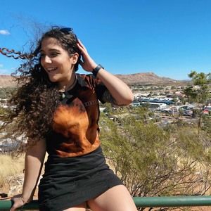 Meet your Posher, Marz